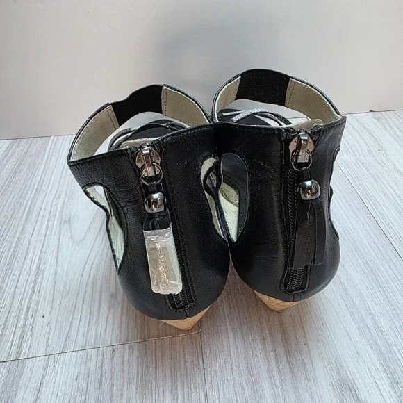 Matt Bernson The T-Strap Project Sandals Black Leather Glitter Wedge 9M NEW - Picture 3 of 8